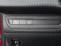 Peugeot 2008 1.2 PT, Panorama Dak! Carplay! Trekhaak! Zondag OPEN!