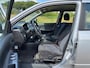 Mitsubishi Outlander 2.0 Comfort Airco Electric pakket LMV 16" ABS Getint glas Dakrails Trekhaak Dealeronderhoud Nieuwe Apk!