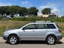 Mitsubishi Outlander 2.0 Comfort Airco Electric pakket LMV 16" ABS Getint glas Dakrails Trekhaak Dealeronderhoud Nieuwe Apk!