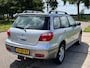 Mitsubishi Outlander 2.0 Comfort Airco Electric pakket LMV 16" ABS Getint glas Dakrails Trekhaak Dealeronderhoud Nieuwe Apk!