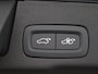 Volvo XC60 2.0 T6 Plug-in hybrid AWD Plus Black Edition 350PK Panoramadak, trekhaak, alarm, leder, elektrische achterklep, 21" lichtmetaal, dodehoekdetectie