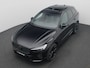 Volvo XC60 2.0 T6 Plug-in hybrid AWD Plus Black Edition 350PK Panoramadak, trekhaak, alarm, leder, elektrische achterklep, 21" lichtmetaal, dodehoekdetectie