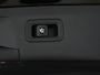 Mercedes-Benz A-klasse 250 e AMG Line | AMG Line | Night Pakket | Trekhaak | Lederen Bekleding | Panorama Schuif-Kanteldak | Sfeerverlichting | Inclusief 24 maanden MB Certified garantie voor Europa.