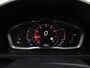 Volvo V60 Cross Country T5 245pk AWD Summum / Adaptieve cruise control / Elektrisch verstelbare stoelen / Trekhaak / Panorama dak / BLIS /