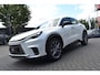 Lexus LBX Elegant 2WD TECH-PACK STOELVERWARMING KEYLESS ELEK-KOFFERKLEP BLIND-SPOT