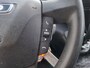 IVECO Daily 3.0I CNG Kraan Laadbak AUT-6 HIAB 3-Persoons Ecc Trekhaak Camera Blue power Alpine 2-Din Infotainment Sys. Bluetooth Opbergkasten Betonplex Vloer Compressed Natural Gas (CNG) EURO-6 375 35S14N Voertuig 1e Eigenaar Euro 6