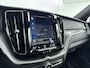 Volvo XC60 2.0 T5 Momentum Pro | Panorama dak | Apple Carplay/Android Auto | Camera | Parkeersensoren | Stoelverwarming | Navigatie | Trekhaak |