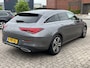 Mercedes-Benz CLA Shooting Brake 180 D 2.0 Automaat Business Solution Luxury Navigatie Trekhaak Panoramadak Elek. Stoelen Leer Stoelverwarming DAB Keyless Getint Glas  NL Auto BTW