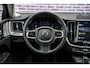 Volvo XC60 2.0 T6 Plug-in hybrid AWD Ultimate Dark | Luchtvering | Trekhaak | Head-up display | Bowers & Wilkins | Panoramisch schuif-/kantel dak | Adaptive cruise control | BLIS | Stoel/Stuurverwarming |