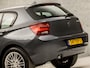 BMW 1-Serie 116i Sportline Automaat (APPLE CARPLAY, CAMERA, 4 CILINDER, XENON, SPORTSTOELEN, PARKEERSENSOREN, CRUISE, NIEUWE APK, NIEUWSTAAT)