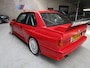 BMW M3 E30 circuit auto met 2.8 motor 6cilinder 220pk