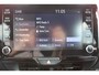 Toyota Yaris 1.5 Hybrid Executive Limited Bi-Tone met trekhaak!