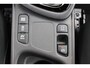 Toyota Yaris 1.5 Hybrid Executive Limited Bi-Tone met trekhaak!