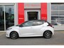 Toyota Yaris 1.5 Hybrid Executive Limited Bi-Tone met trekhaak!