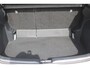 Toyota Yaris 1.5 Hybrid Executive Limited Bi-Tone met trekhaak!