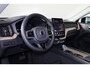 Volvo XC60 T8 Recharge AWD Ultra Dark - LONG RANGE - Panorama/schuifdak - IntelliSafe Assist & Surround - 360º Camera - Harman/Kardon audio - Adaptieve LED koplampen - Verwarmde voorstoelen, stuur & achterbank - Parkeersensoren voor & achter - Elektr. bedienb. voorstoelen met geheugen - Head up display - Draadloze tel. lader - Extra getint glas - 20' LMV