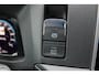 Volkswagen Crafter L3H2 | 177Pk Aut. | Dubbele Cabine | Nieuw Model | 10,4'' Navigatie | 19'' | Deep Black