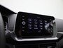 Volkswagen T-Cross 1.0 TSI R-Line 116 PK | R-Line | Navigatie | Adaptive Cruise Control | Apple Carplay | Achteruitrijcamera | Stoelverwarming | Parkeersensoren | Digital Cockpit Pro Lichtmetalen velgen |