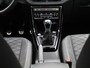 Volkswagen T-Cross 1.0 TSI R-Line 116 PK | R-Line | Navigatie | Adaptive Cruise Control | Apple Carplay | Achteruitrijcamera | Stoelverwarming | Parkeersensoren | Digital Cockpit Pro Lichtmetalen velgen |