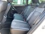 Volkswagen Tiguan 1.4 TSI eHybrid R-Line Business+ / Panoramadak / 19" LMV / IQ LED Matrix / Navi / Camera / Keyless /  APP.Connect / Stuur en Stoelverwarming / Dode Hoek