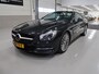 Mercedes-Benz SL 350 Cabrio Panoramadak H&K Leer Nekverwarming Camera 19 inch Massage Stoelverkoeling Sportstoelen Nieuwstaat Dealer onderhouden PDC