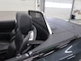 Mercedes-Benz SL 350 Cabrio Panoramadak H&K Leer Nekverwarming Camera 19 inch Massage Stoelverkoeling Sportstoelen Nieuwstaat Dealer onderhouden PDC