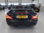 Mercedes-Benz SL 350 Cabrio Panoramadak H&K Leer Nekverwarming Camera 19 inch Massage Stoelverkoeling Sportstoelen Nieuwstaat Dealer onderhouden PDC