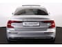 Volvo S60 Recharge T6 AWD Ultimate Bright - Panorama/schuifdak - IntelliSafe Assist & Surround - 360º Camera - Adaptieve LED koplampen - Verwarmde voorstoelen, stuur & achterbank - Parkeersensoren voor & achter - Elektr. bedienb. voorstoelen met geheugen - Head up display - Elektr. inklapbare trekhaak - 19' LMV