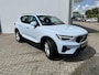 Volvo XC40 B3 | Pixel LED | Verw.stuurwiel/stoelen | Elek.verstel.voorstoelen