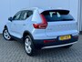Volvo XC40 B3 | Pixel LED | Verw.stuurwiel/stoelen | Elek.verstel.voorstoelen