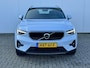 Volvo XC40 B3 | Pixel LED | Verw.stuurwiel/stoelen | Elek.verstel.voorstoelen