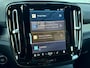 Volvo XC40 B3 | Pixel LED | Verw.stuurwiel/stoelen | Elek.verstel.voorstoelen