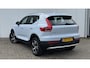 Volvo XC40 B3 | Pixel LED | Verw.stuurwiel/stoelen | Elek.verstel.voorstoelen
