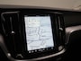 Volvo V60 2.0 B3 Core - RIJKLAARPRIJS - All seasonbanden - DAB+ - Achteruitrijcamera - Keyless Entry & GO - Stoel- en Stuurverwarming