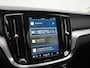 Volvo V60 2.0 B3 Core - RIJKLAARPRIJS - All seasonbanden - DAB+ - Achteruitrijcamera - Keyless Entry & GO - Stoel- en Stuurverwarming