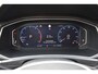 Volkswagen T-Roc 1.5 TSI Style Automaat Navigatie / Adap. Cruise / Trekhaak / Camera / PDC v+a / 17" LM