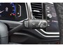 Volkswagen T-Roc 1.5 TSI Style Automaat Navigatie / Adap. Cruise / Trekhaak / Camera / PDC v+a / 17" LM