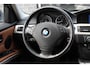 BMW 3-Serie Touring 318i Luxury Line / Leer / Automaat / Navigatie