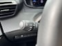 Peugeot 2008 1.2 Hybrid 145pk e-DCS6 Allure Automaat | Navigatie | Parkeercamera voor en achter | Parkeersensoren | LED | Dodehoekdetectie |