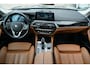 BMW 5-Serie Touring 530i xDrive Executive + PANO / ADAPTIEVE DEMPING / CAMERA / DODEHOEKDETECTIE / DEALER ONDERHOUDEN