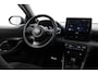 Toyota Yaris 1.5 Hybrid 130 GR Sport | Panoramadak | Navigatie | Dodehoek detectie | JBL | Stoel-/stuurverwarming | Parkeersensoren voor/achter | Apple Carplay / Android Auto | 18 inch