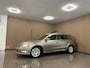 Volkswagen Passat Variant 1.4 TSI Comfortline BlueMotion * Automaat / 99.914 km + NL Auto *