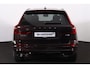 Volvo XC60 T8 Recharge AWD Ultra Dark - LONG RANGE - Panorama/schuifdak - IntelliSafe Assist & Surround - 360º Camera - Harman/Kardon audio - Adaptieve LED koplampen - Verwarmde voorstoelen, stuur & achterbank - Parkeersensoren voor & achter - Elektr. bedienb. voorstoelen met geheugen - Head up display - Draadloze tel. lader - Extra getint glas - 20' LMV