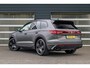 Volkswagen Touareg R 3.0 V6 TSI eHybrid 462pk 4-Motion | SoH 95% | Trekhaak | Nachtzicht Camera | Matt Silicium Grey