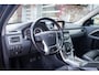 Volvo V70 T4 Aut. Limited Edition | Stoelverwarming | Navigatie | Xenon | Parkeersensoren Achter | Roof Rails |