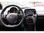 Toyota Aygo 1.0 VVT-i x-joy Automaat Camera/Apple/ClimateControl/LM velgen