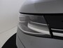 Volkswagen Multivan 1.4 eHybrid L2H1 Life 6 versnellingen DSG | Verwarmbare voorstoelen, gescheiden regelbaar | Uitwijk- en afsla-assistent | Lichtmetalen velgen 17" (6,5J X 17) "Dundrod"(zilver) | Top pakket |
