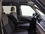 Volkswagen Multivan 1.4 eHybrid L2H1 Life 6 versnellingen DSG | Verwarmbare voorstoelen, gescheiden regelbaar | Uitwijk- en afsla-assistent | Lichtmetalen velgen 17" (6,5J X 17) "Dundrod"(zilver) | Top pakket |