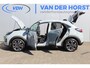 Ford Puma 1.0-125pk EcoBoost Mild-Hybrid Titanium. Nieuw Model ! Van € 35.920,- voor € 27.880,-: ruim €. 8.000,- beneden nieuwprijs. Slechts 9.000km ! Fabrieksgarantie t/m 14-10-2028 ! Lane- en side assist, Navigatie, Telefoonvoorb., Stoel-, stuur- en voorraamverwarming, LED verlichting etc.