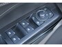 Ford Puma 1.0-125pk EcoBoost Mild-Hybrid Titanium. Nieuw Model ! Van € 35.920,- voor € 27.880,-: ruim €. 8.000,- beneden nieuwprijs. Slechts 9.000km ! Fabrieksgarantie t/m 14-10-2028 ! Lane- en side assist, Navigatie, Telefoonvoorb., Stoel-, stuur- en voorraamverwarming, LED verlichting etc.